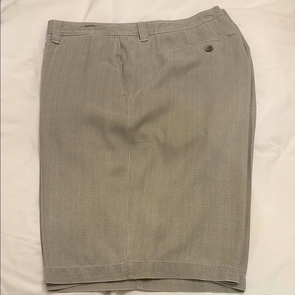 Tommy Bahama Men's Tan Shorts